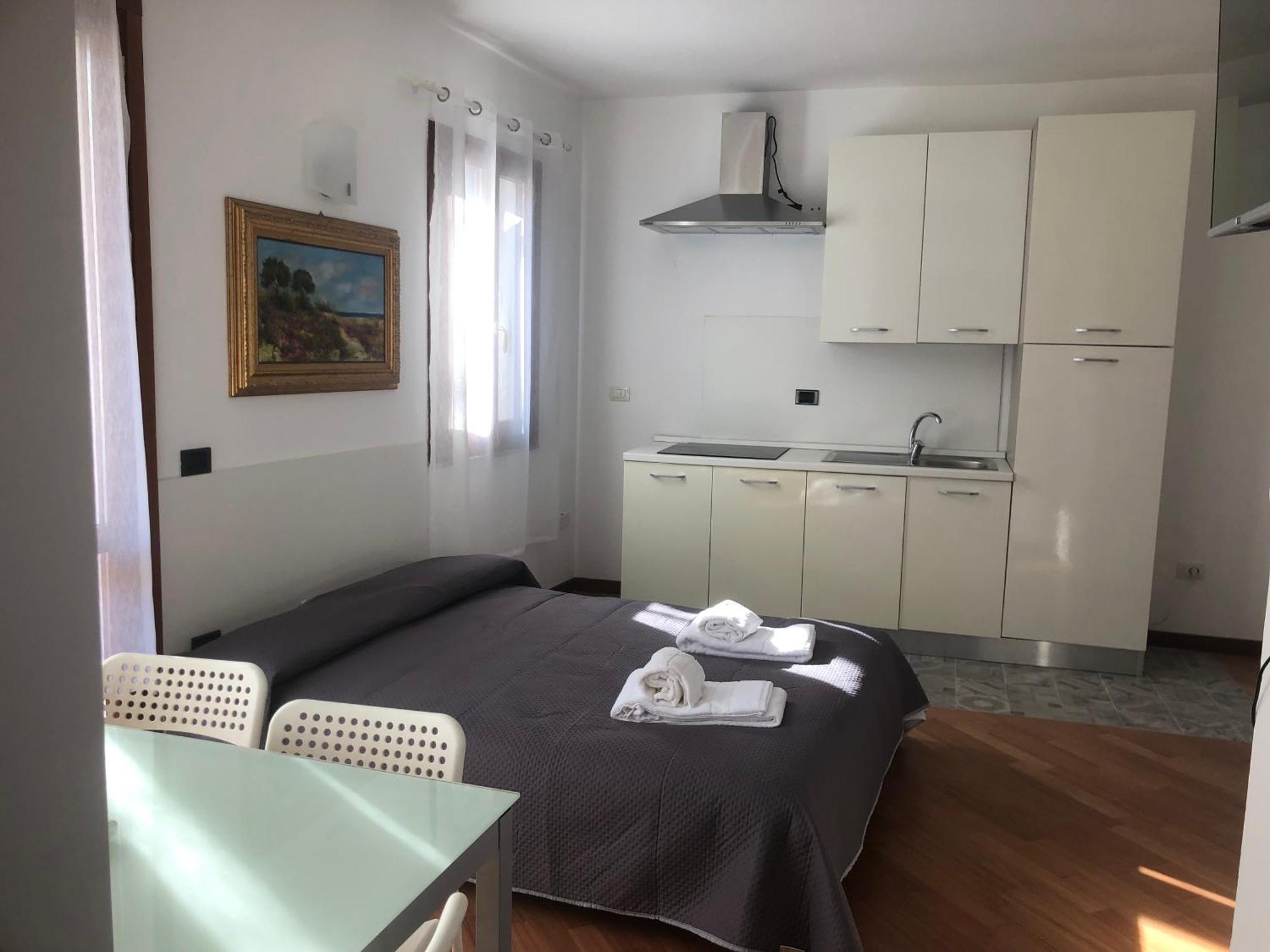 Aurasol Apartment *