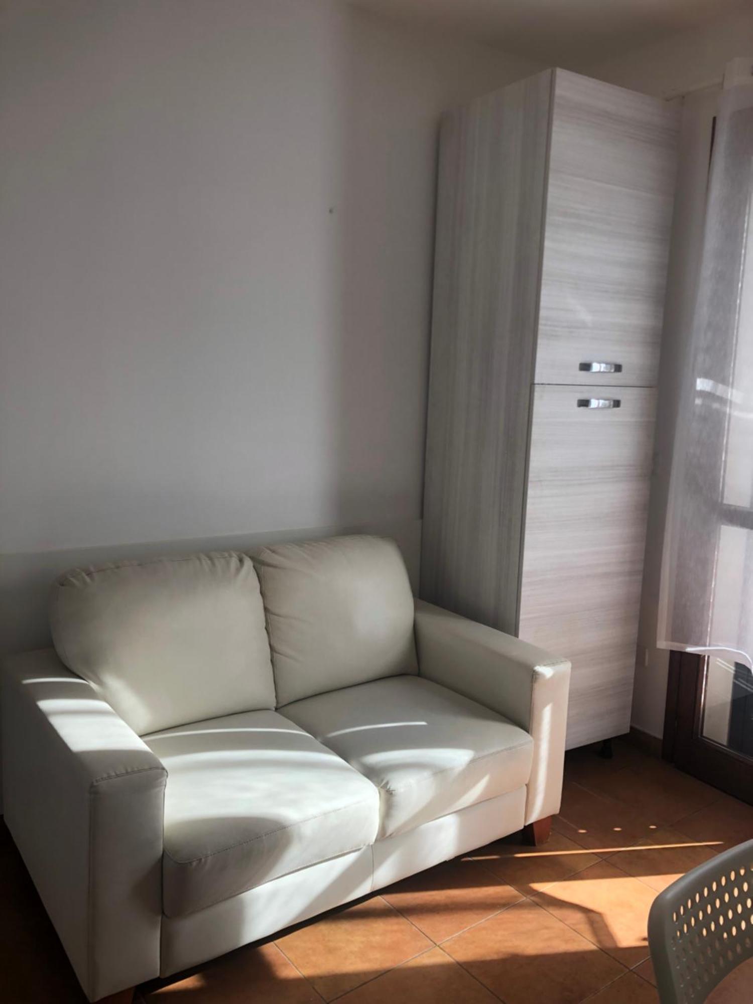 Aurasol Apartment